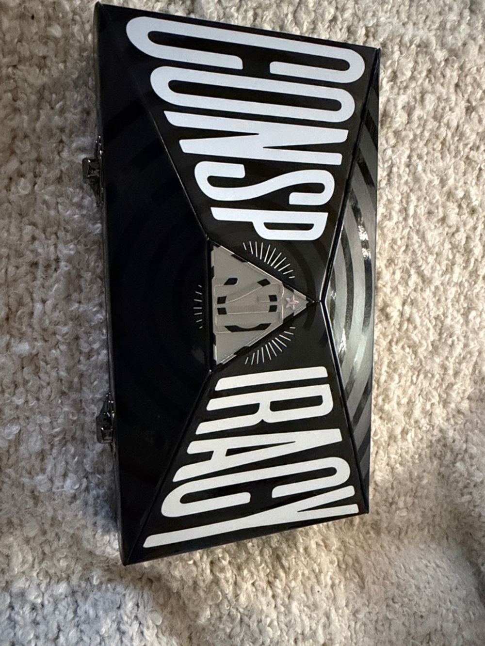 Jeffree Star Black and White Conspiracy Eyeshadow Palette